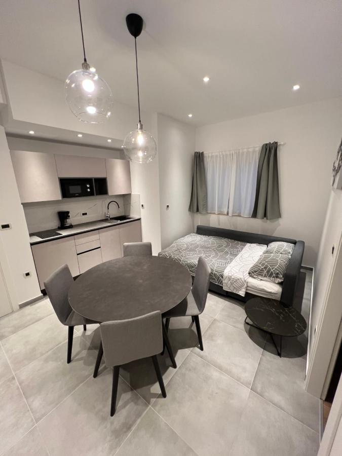 Apartment Igor 5 **** 메덜린 외부 사진